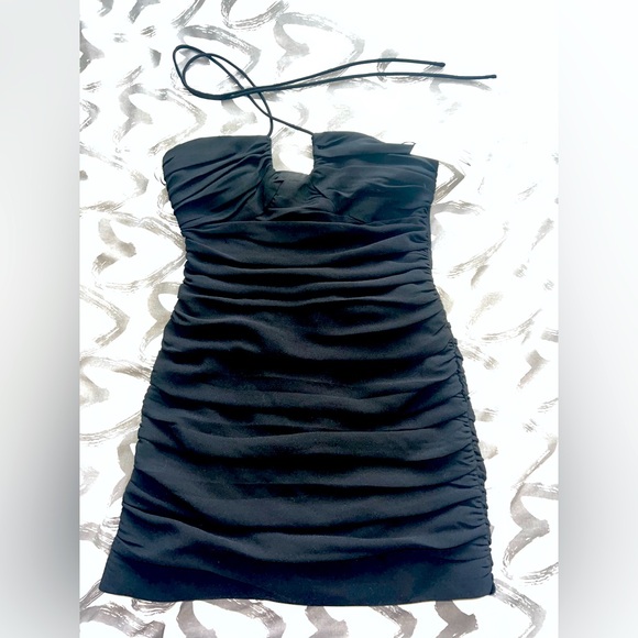 Black Zara Dress - Picture 2 of 3